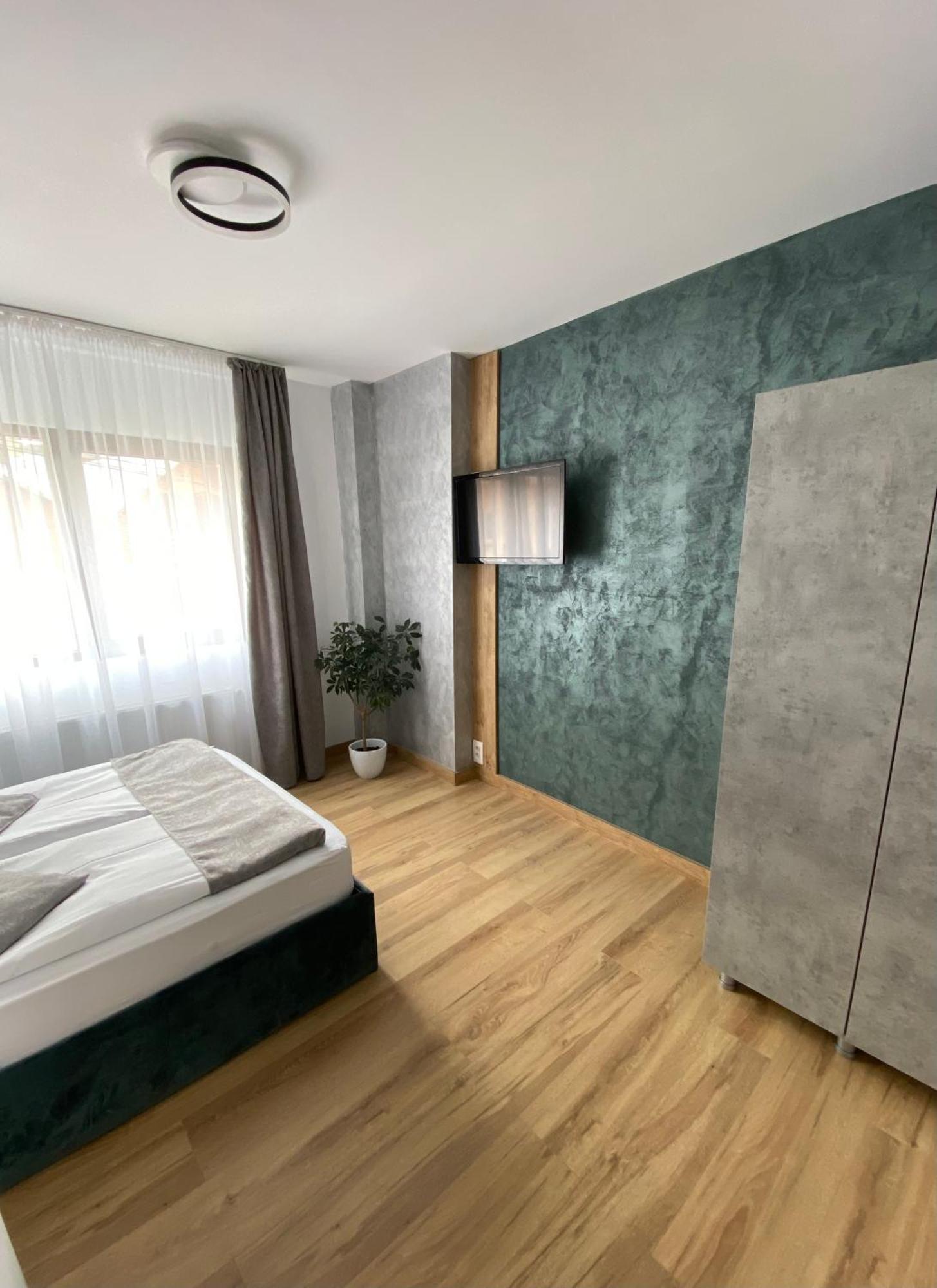 Apartament Pensiunea Liziera Buşteni Esterno foto
